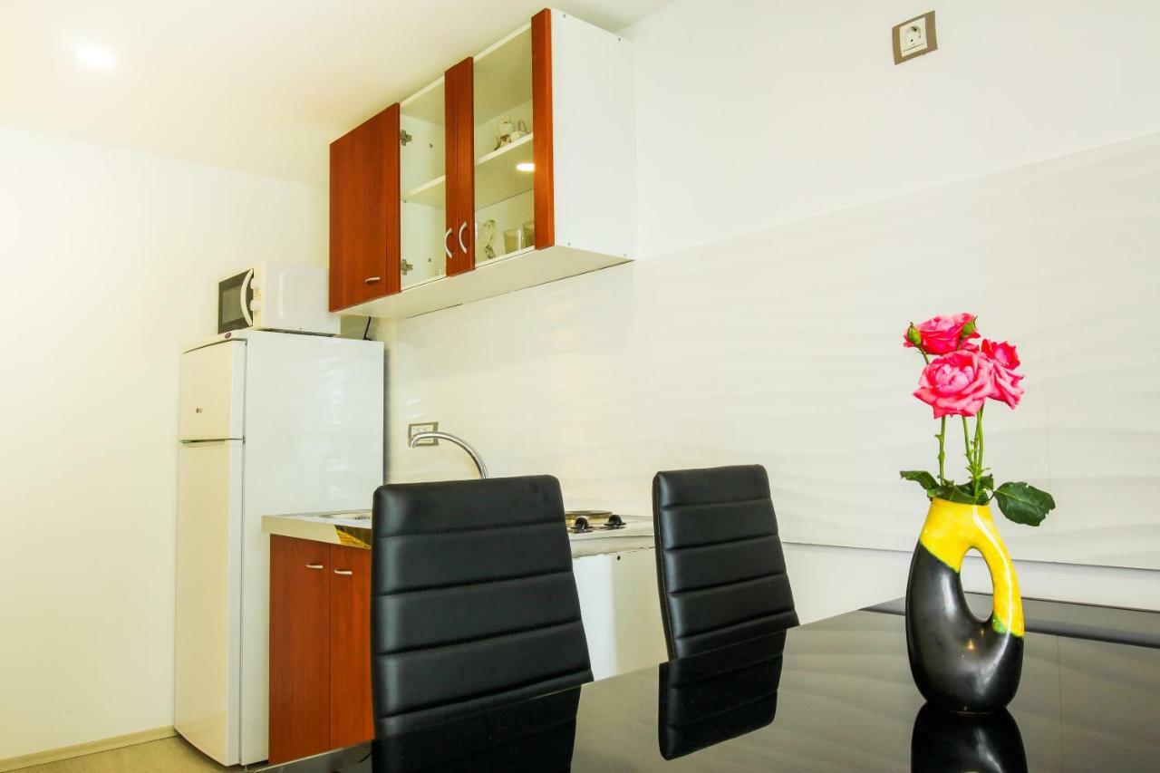 Apartment Bugenvilija Lovran Exterior photo